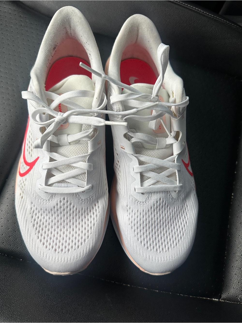 Women’s Nike Quest 6 - Size 10